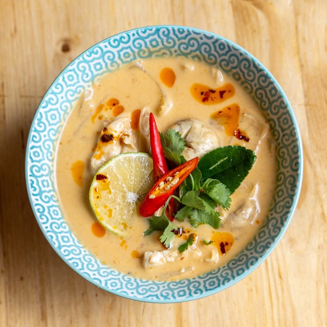 Tom Yum Gai (Chicken).